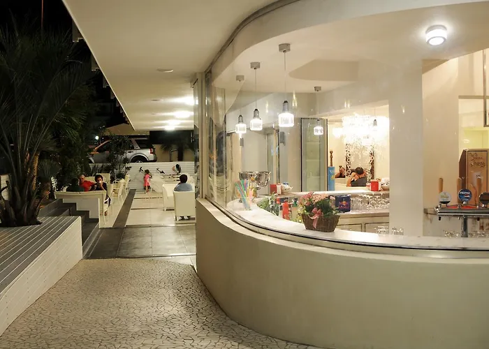 Caribia Pinarella Otel 3*