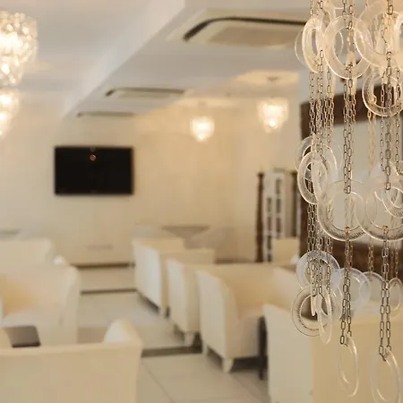 Caribia Pinarella 3*