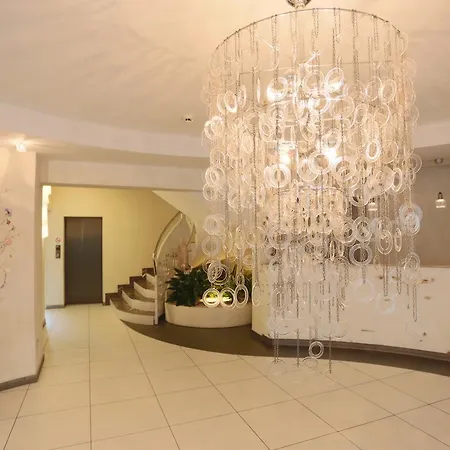 Caribia Pinarella Τσέρβια